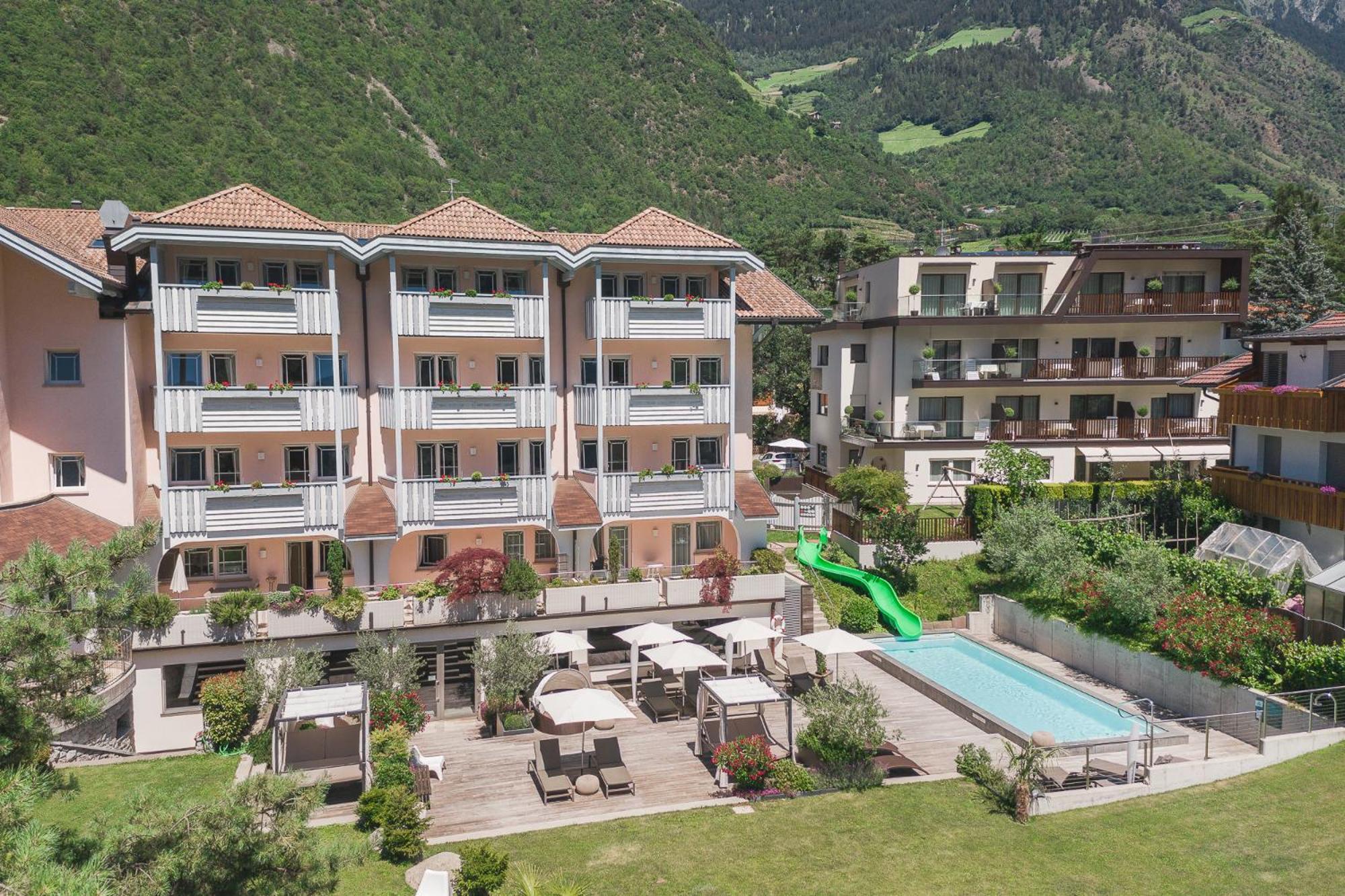 Heidi & Edith Family Aparthotel Рабла Экстерьер фото
